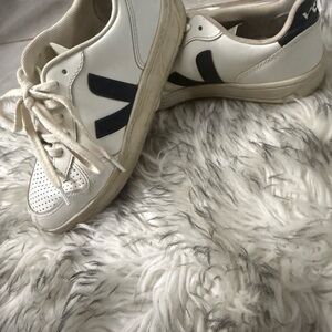 Veja White and Black Women's Sneakers size 36